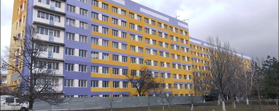 Очільник Донецької ОДА повідомив, що російські окупанти у Маріуполі взяли у заручники лікарів та пацієнтів