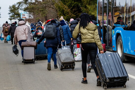 У Франції підготували близько 60 тис. пропозицій для розміщення біженців з України
