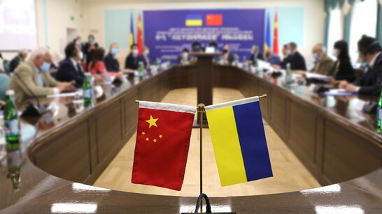 Китай зберігатиме незалежну позицію щодо України і не прийматиме тиску ззовні, —  МЗС КНР
