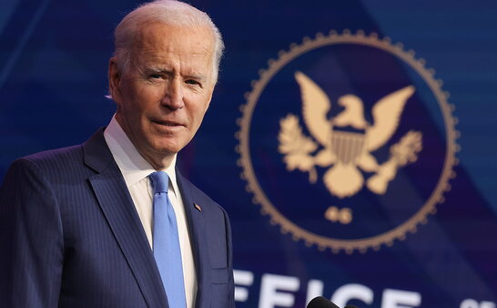 Байден назвав путіна диктатором, який прагне відбудувати імперію (відео)