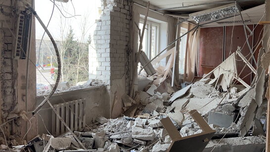 Обстріли Лисичанська тривають: росіяни зруйнували дитячий садок, – Гайдай (фото)