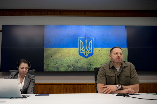 Єрмак створить міжнародну консультативну групу для розробки гарантій безпеки для України