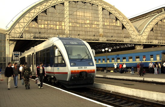 Укрзалізниця призначила евакуаційний рейс із Покровська до Львова