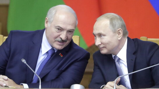 "Поглинання та окупація російськими z-zомбі": Подоляк пояснив, навіщо Кремль втягує Лукашенка у війну
