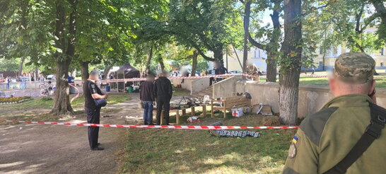 Затримали двох людей, які причетні до інциденту під час виставки в Чернігові, — Зеленський