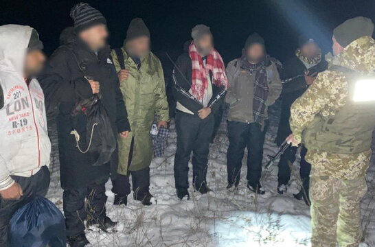 Білоруські прикордонники перекинули Україні групу нелегальних мігрантів