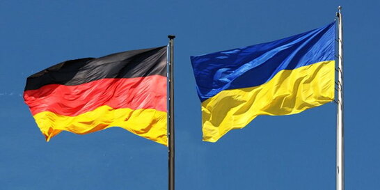 Німеччина передала Україні 20 РСЗВ на шасі пікапа і броньовані ремонтно-евакуаційні машини