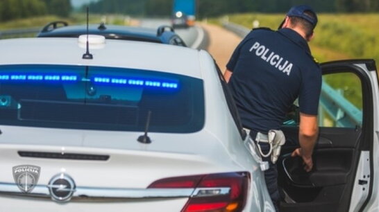 В Латвії дозволили передавати Україні автомобілі, конфісковані у п'яних водіїв