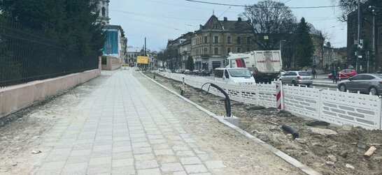 Біля Органного залу відкрили пішохідну зону