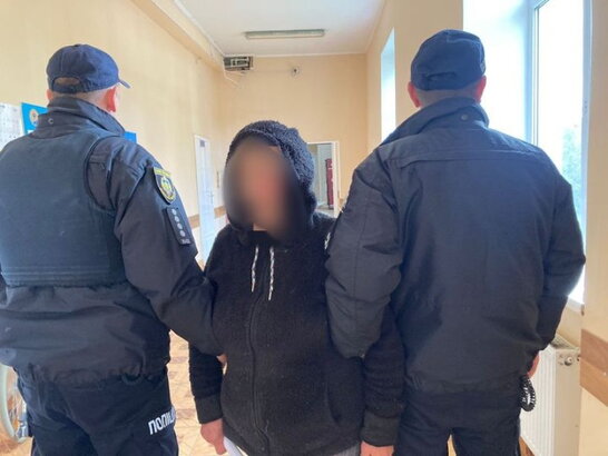 Поліцейські на Львівщині затримали жінку, причетну до вбивства свого чоловіка