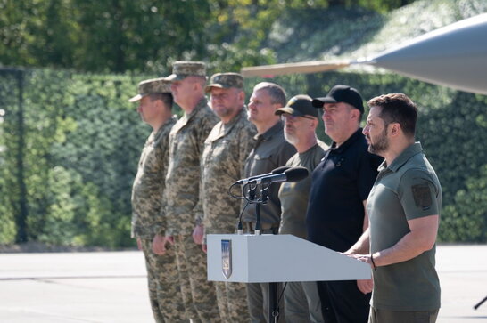 З початку війни захисники знищили понад 5,5 тисячі повітряних цілей ворога - Зеленський