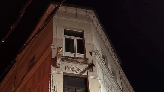 У центрі Львова обвалися балкон: загинув чоловік