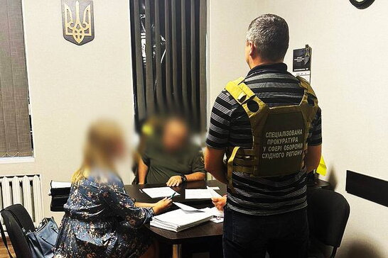 Заволоділи 700 тис грн "бойових" – на Харківщині підозрюють посадовців військкомату