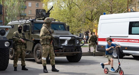 Росіяни готуються використовувати цивільних як "живий щит"