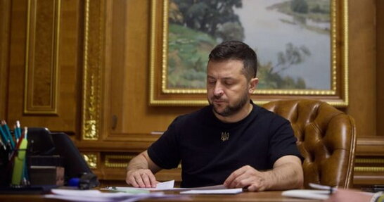 Зеленський підписав закон про зміну адмінустрою Криму