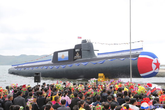 КНДР спустила на воду новий атомний підводний човен