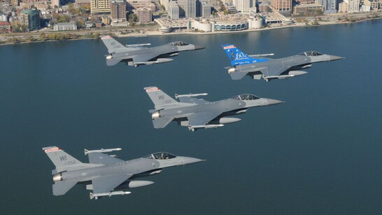 У США почалась мовна підготовка майбутніх пілотів F-16