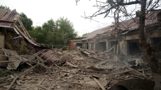 Окупанти обстріляли село на Сумщині: у кареті швидкої померла дитина