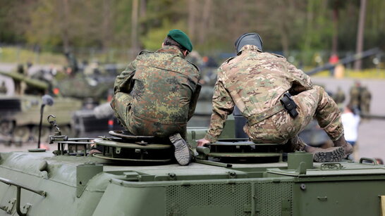 Британія направить в Естонію 4000 солдатів для протидії можливим загрозам