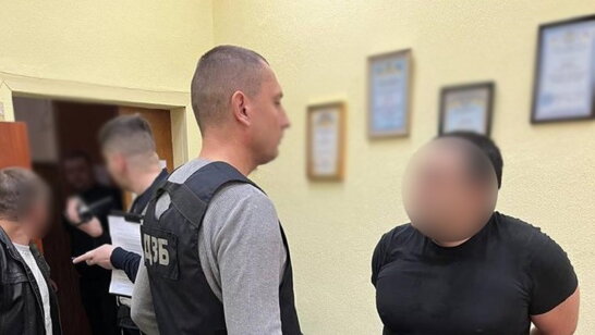 Запропонував хабар поліцейському: у Києві затримано організатора борделю