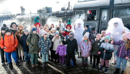 Укрзалізниця відкрила сезон "Різдвяних експресів"