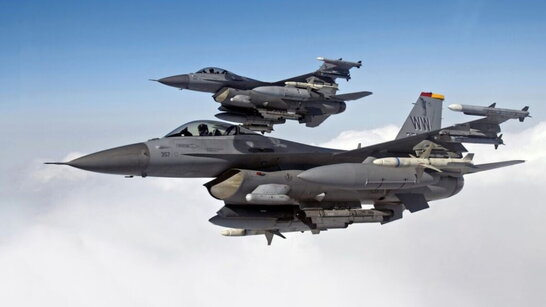 F-16 з Данії затримуються на пів року