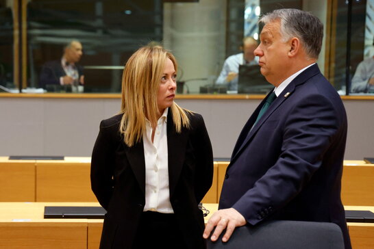Мелоні підштовхує Орбана розблокувати допомоги Україні - ЗМІ