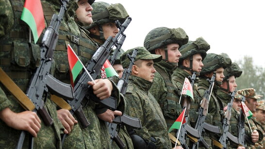Білоруських військових відправили до РФ на навчання