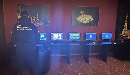 В ужгородському готелі викрили підпільне онлайн-казино