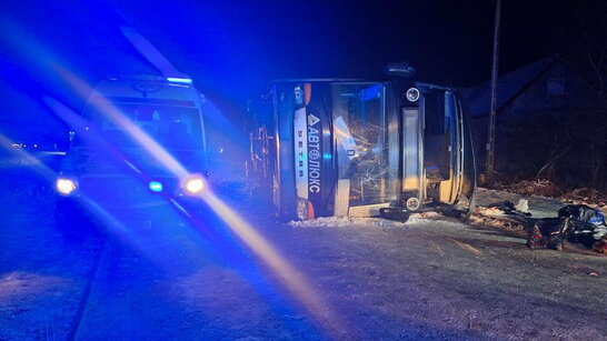 У Польщі перекинувся автобус з українцями: постраждали 20 осіб