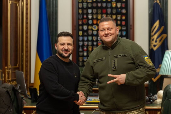 Зеленський зустрівся із Залужним: обговорили необхідність зміни підходів та стратегії