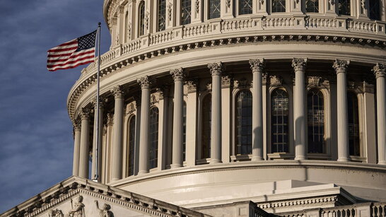 Сенат США затвердив закон, що містить пакет допомоги Україні
