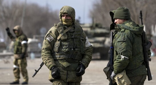 Патрулювання безпілотниками та прослуховування телефонів: окупанти посилюють терор у Мелітополі