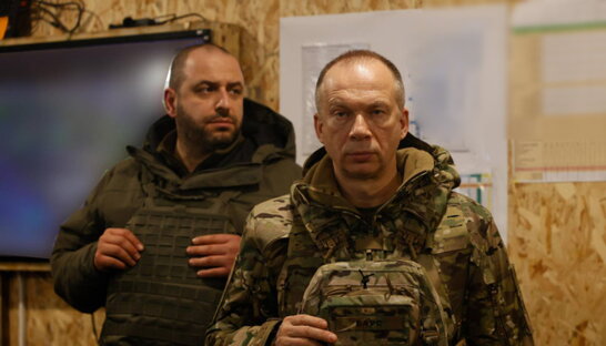 Умєров і Сирський нагородили бійців, які тримають лінію фронту (ВІДЕО)
