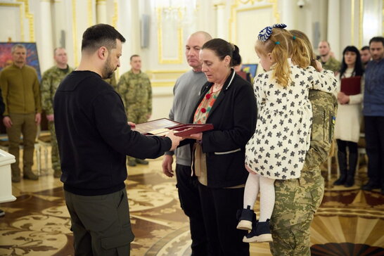 Зеленський вручив нагороди з нагоди Дня українського добровольця (ВІДЕО)
