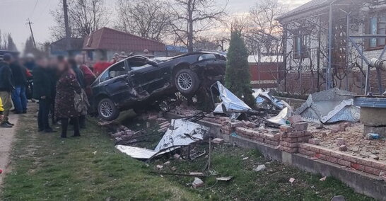 Внаслідок ДТП на Буковині травмувались п’ятеро людей: з них троє - діти