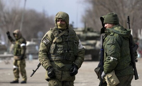 У Мелітополі окупанти використовують авто з РЕБ "Пелена" для блокування мобільних