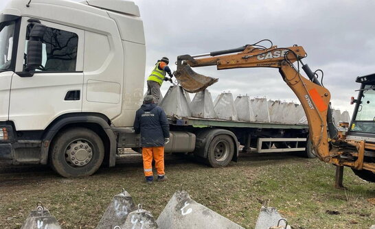 На Одещині встановили понад 5000 бетонних "зубів дракона"
