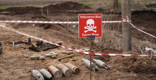 На Чернігівщині автомобіль із електриками підірвався на вибухівці
