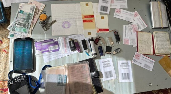 СБУ затримала агентку російського ГРУ та її доньку, яка вихваляла путіна