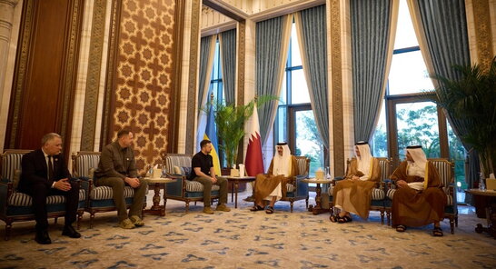 Зеленський зустрівся з еміром Катару