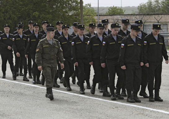 Росія змушує мігрантів та іноземних студентів воювати проти України - Bloomberg