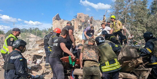 У Кривому Розі завершили рятувальні роботи після ракетного удару РФ