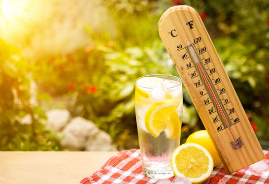 Україну у понеділок накриє спека до 38°