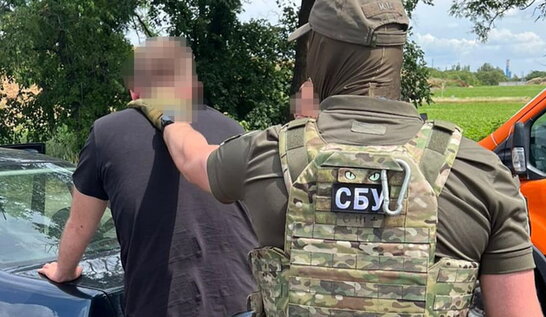 Двоє черкаських митників отримали п’ять років за ґратами через хабарі