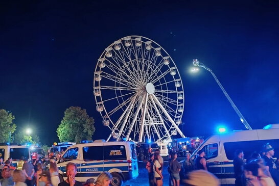 У німецькому Лейпцигу загорілося оглядове колесо: постраждали понад 30 людей