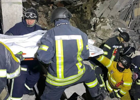 У Запоріжжі з-під завалів клініки витягли ще одну загиблу людину