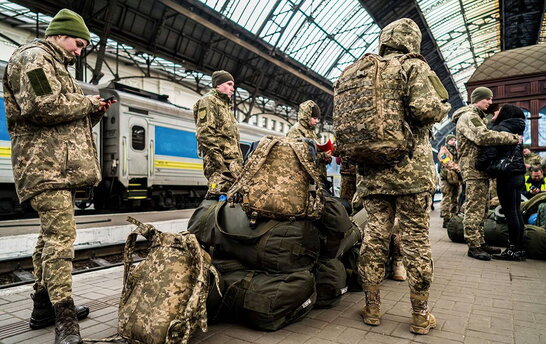 У ЗСУ розповіли як військовим купити залізничні квитки через застосунок «Армія +»