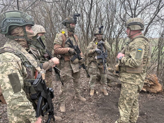 На Донеччині знищили понад 30 одиниць ворожої бронетехніки та 2000 росіян за місяць