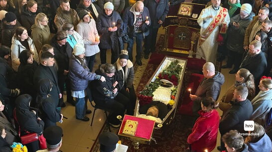 В Одесі провели церемонію прощання з убитим активістом Дем’яном Ганулом